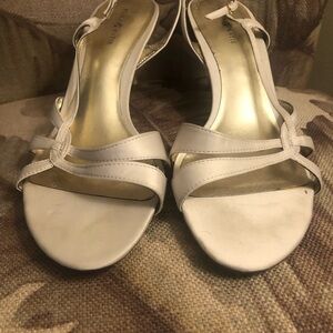 Kelly & Katie Cream Straps Sandals